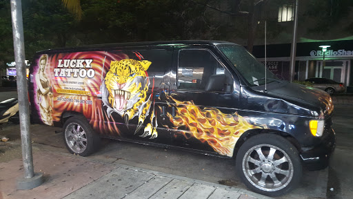Tattoo Shop «Lucky Tattoo», reviews and photos, 1639 Washington Ave, Miami Beach, FL 33139, USA