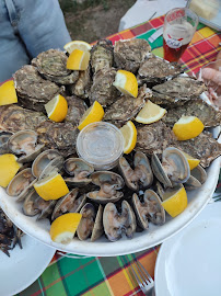 Plats et boissons du Restaurant de fruits de mer Les Huîtres Cochennec à Carnac - n°10