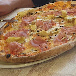 Photo n°3 de l'avis de Joëlle.e fait le 18/07/2019 à 20:37 sur le  La Lisca à Sirmione