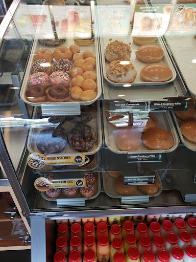 Bakery «Krispy Kreme Doughnuts», reviews and photos, 121 Curtner Ave #40, San Jose, CA 95125, USA