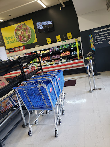 Grocery Store «Save-A-Lot», reviews and photos, 205 Wooster Road North, Barberton, OH 44203, USA