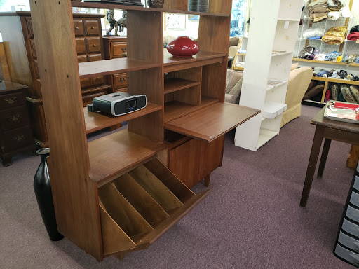 Thrift Store «Unique Thrift Store», reviews and photos, 4802 Charlotte Pike, Nashville, TN 37209, USA