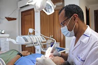 Clinica Dental Dr. Ramón Almonte en Granada