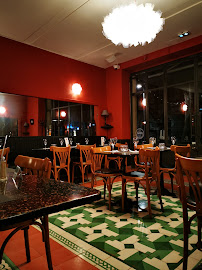 Atmosphère du Restaurant de spécialités provençales Restaurant Les Alizés à Nîmes - n°15