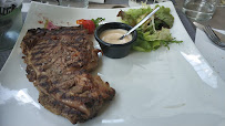 Steak du Restaurant français La Villa du Marché à Salles - n°3