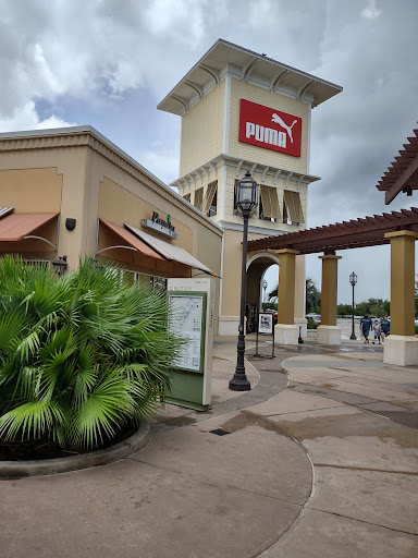 Outlet Mall «Tanger Outlet Houston», reviews and photos, 5885 Gulf Fwy, Texas City, TX 77591, USA