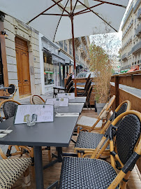 Atmosphère du Crêperie Le Chalet du 8ème à Paris - n°8