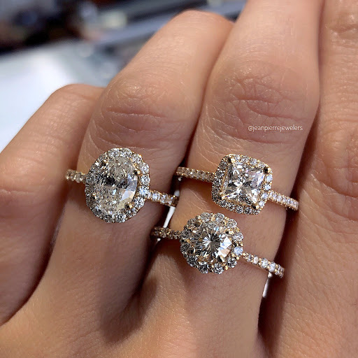 Jewelry Store «Jean Pierre Jewelers», reviews and photos, 21400 Ventura Blvd, Woodland Hills, CA 91364, USA