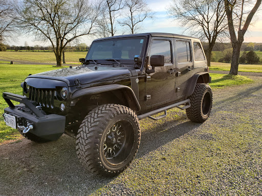 Car Dealer «Dealers Trade Outlet», reviews and photos, 16327 Lee Hwy, Gainesville, VA 20155, USA