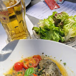 Photo n°3 de l'avis de Ricarda.p fait le 27/07/2022 à 21:59 sur le  Trödler zur Burgschenke à Esslingen