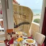 Photo n°1 de l'avis de Milesus.r fait le 01/07/2023 à 08:33 sur le  Classic Café Röntgen I Meeresblick à Kühlungsborn