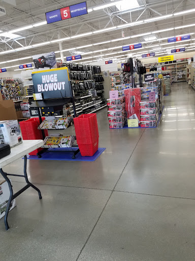 Hardware Store «Harbor Freight Tools», reviews and photos, 8500 Whittier Blvd, Pico Rivera, CA 90660, USA