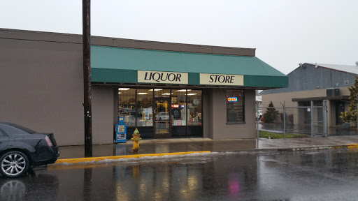 Estacada Liquor Store, 305 SW Wade St, Estacada, OR 97023, USA, 