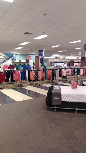 Department Store «Sears», reviews and photos, 300 E Kemper Rd, Springdale, OH 45246, USA