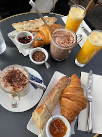 Plats et boissons du Restaurant français Café des officiers à Paris - n°3