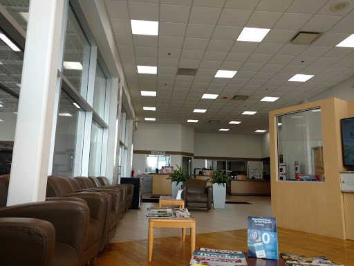 Car Dealer «Matick Toyota», reviews and photos, 23405 Hall Rd, Macomb, MI 48042, USA