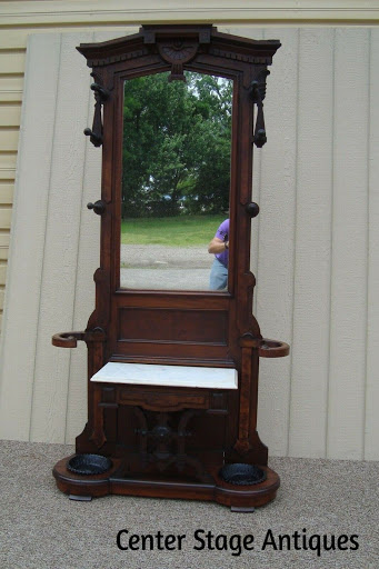 Antique Furniture Store «Center Stage Antiques», reviews and photos, 41 King St, Mt Holly, NJ 08060, USA