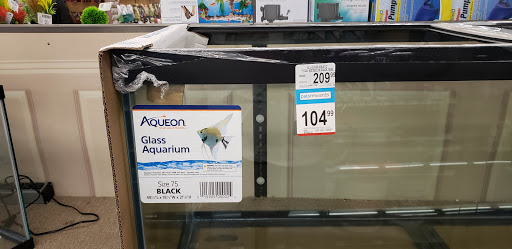 Pet Supply Store «Petco Animal Supplies», reviews and photos, 5975 20th St, Vero Beach, FL 32966, USA