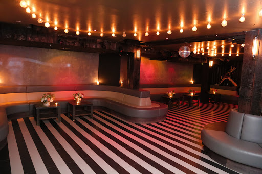 Night Club «Up&Down», reviews and photos, 244 W 14th St, New York, NY 10011, USA