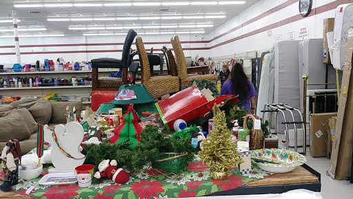 Thrift Store «Quality Thrift Store», reviews and photos, 5133 S Peoria Ave, Tulsa, OK 74105, USA