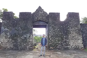 Benteng Baadia , Zuidelijk Fort van Boeton Sultanaat " Ba'adia " image