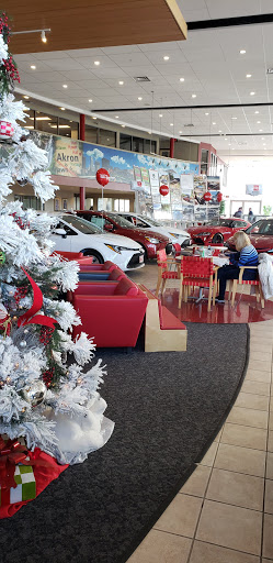 Ken Ganley Toyota Akron image 5