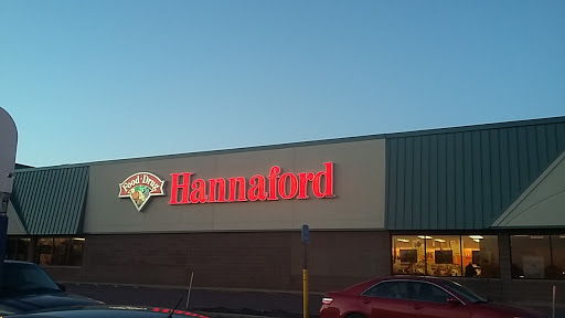 Grocery Store «Hannaford Supermarket», reviews and photos, 2 Freetown Rd #27, Raymond, NH 03077, USA