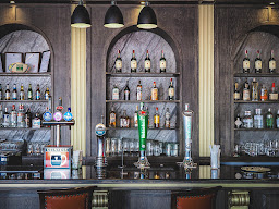 Squealing Piglet Bar