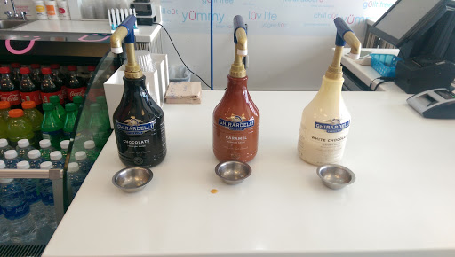 Frozen Yogurt Shop «Yogen Fruz», reviews and photos, 1809 NE 123rd St, North Miami, FL 33181, USA