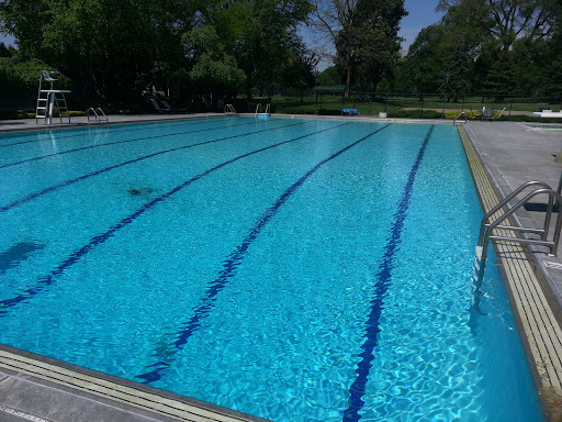 Country Club «Broadmoor Country Club», reviews and photos, 2155 Kessler Blvd W Dr, Indianapolis, IN 46228, USA