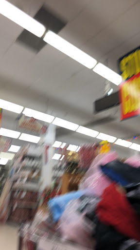 Discount Store «National Wholesale Liquidators», reviews and photos, 7101 Kissena Blvd, Flushing, NY 11367, USA