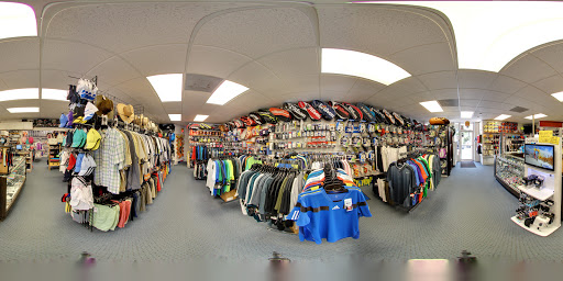 Tennis Store «The Court Sports Gear», reviews and photos, 79 Harbor Dr, Key Biscayne, FL 33149, USA
