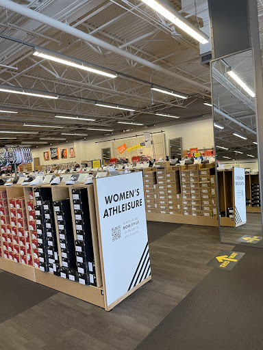 Shoe Store «DSW Designer Shoe Warehouse», reviews and photos, 2915 Harrison Ave NW, Olympia, WA 98502, USA