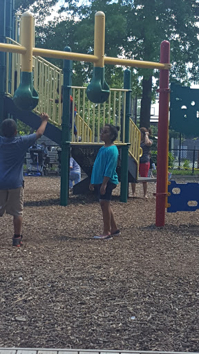 Park «Martin Bunky Reid Park», reviews and photos, Broadway Ave & Urban Ave, Westbury, NY 11590, USA