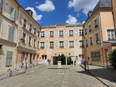 Elégance Et Beauté De Soi à Montereau-Fault-Yonne