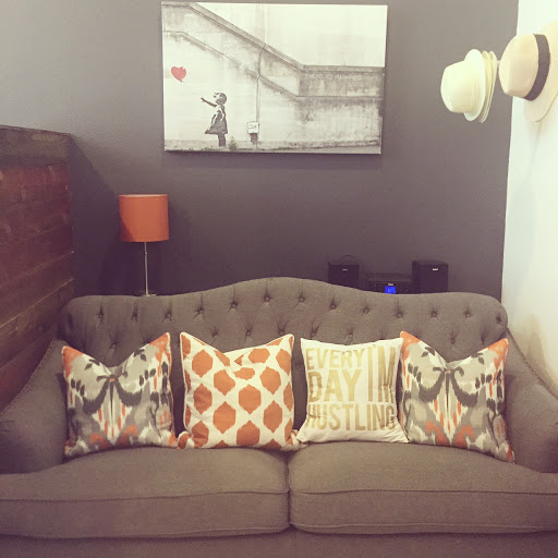 Longhorn Fashions, 715 W 23rd St A2, Austin, TX 78705, USA, 