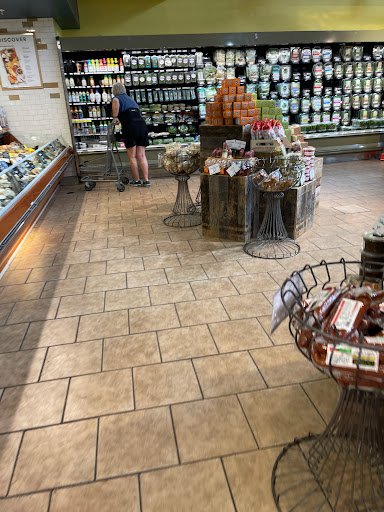 Grocery Store «Whole Foods Market», reviews and photos, 821 W Lancaster Ave, Wayne, PA 19087, USA
