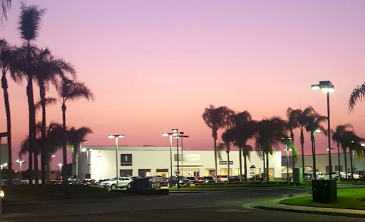 Lincoln Mercury Dealer «Lincoln South Coast», reviews and photos, 1405 Auto Mall Dr, Santa Ana, CA 92705, USA