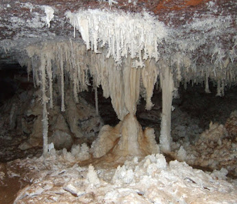 Monumento Natural Cueva Castañar Ctra. del Camping, sn, 10340 Castañar de Ibor, Cáceres, España