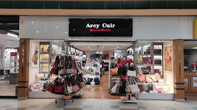 Arcy cuir à Bois-d'Arcy