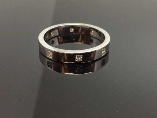 Wholesale Jeweler «Ark Jewelers», reviews and photos, 2002 Warrensville Center Rd, Cleveland, OH 44121, USA