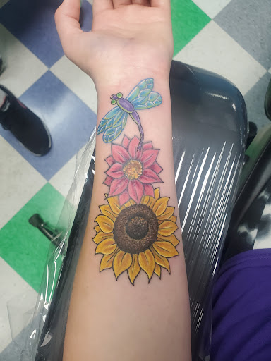 Tattoo Shop «Next Generation Tattoo & Body Piercing», reviews and photos, 1231 E Republic Rd, Springfield, MO 65804, USA