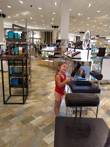 Shopping Mall «Bal Harbour Shops», reviews and photos, 9700 Collins Ave, Bal Harbour, FL 33154, USA