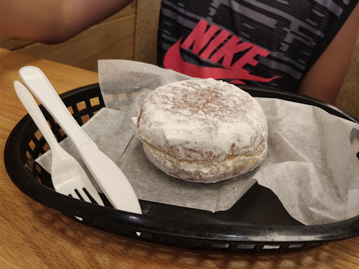 Donut Shop «Dandee Donuts Factory», reviews and photos, 102 N 28th Ave, Hollywood, FL 33020, USA