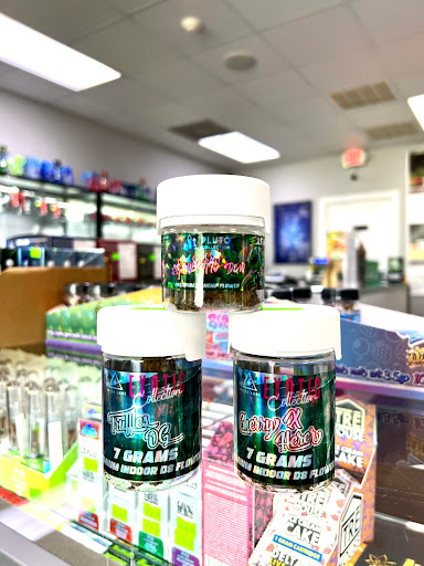 Tobacco Shop «Green Light Smoke Shop», reviews and photos, 466 Rayford Rd #104, Spring, TX 77386, USA