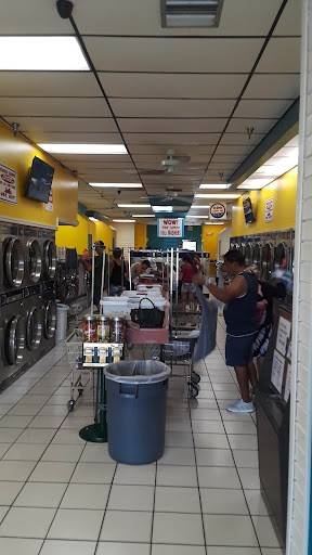 Laundromat «Waters Coin Laundry», reviews and photos, 7302 W Waters Ave, Tampa, FL 33634, USA