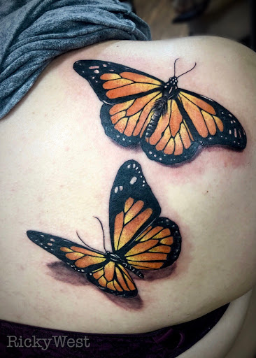 Tattoo Shop «Kings Tattoos & Piercings», reviews and photos, 2957 S Westmoreland Rd, Dallas, TX 75233, USA