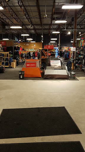 Camping Store «REI», reviews and photos, 63 W Aylesbury Rd, Timonium, MD 21093, USA