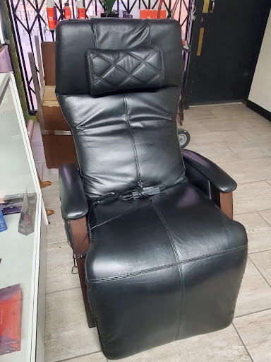 Thrift Store «House of Bargains Thrift Store», reviews and photos, 4000 W Sahara Ave, Las Vegas, NV 89102, USA