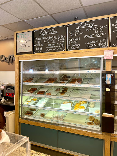 Donut Shop «King Donuts», reviews and photos, 467 Hartford Rd, Manchester, CT 06040, USA